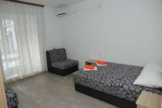 Гостевой дом Guesthouse Civovic Бар Номер-студио с балконом (для 3 взрослых)-4